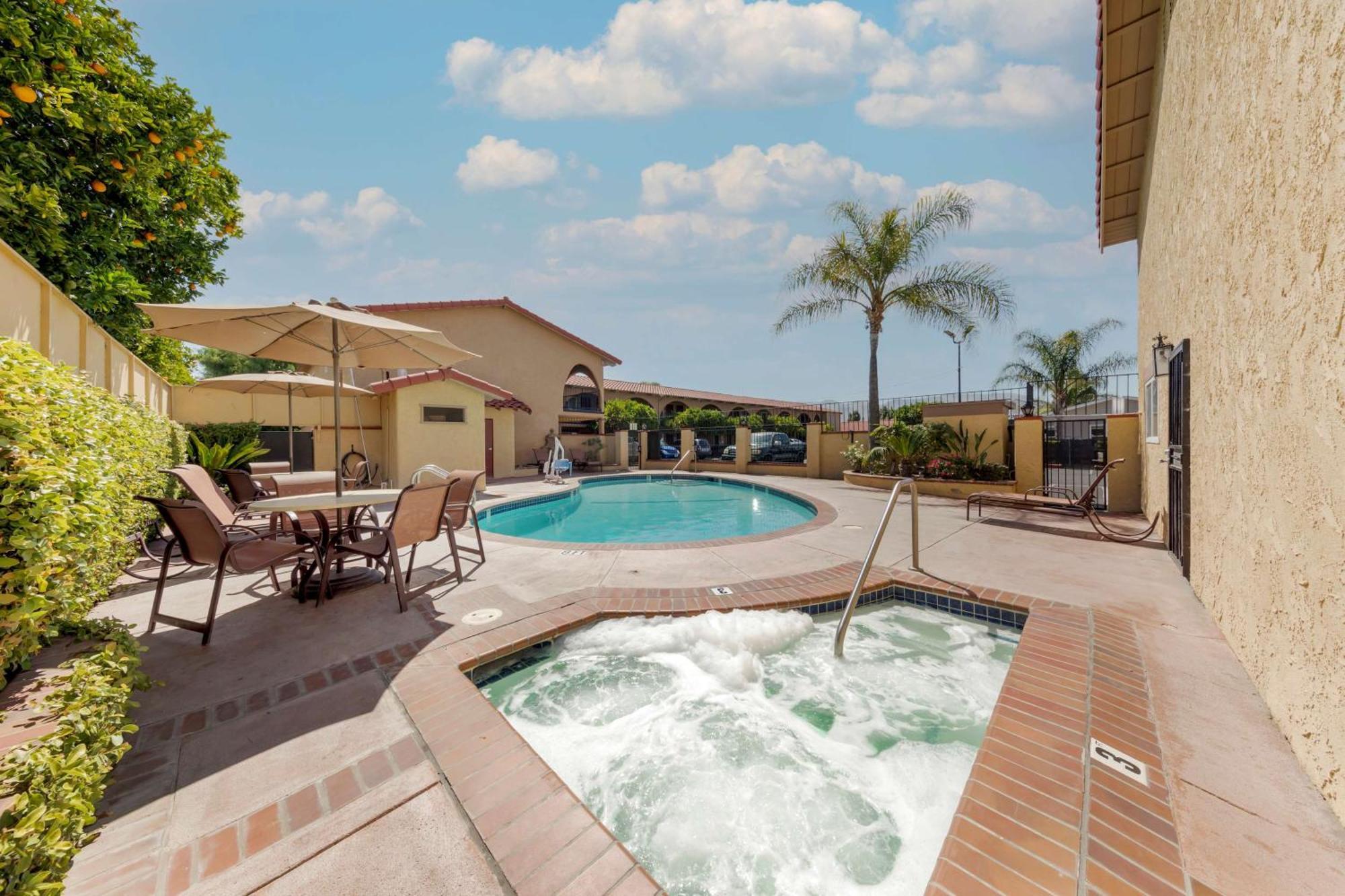 Best Western La Posada Motel Fillmore Exterior photo